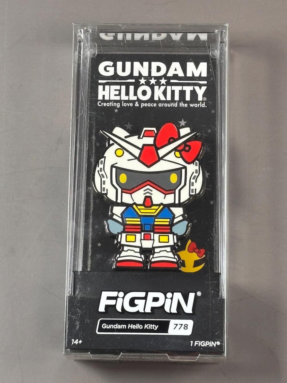 FiGPiN Gundam Hello Kitty Gundam Hello Kitty #778 Sanrio New
